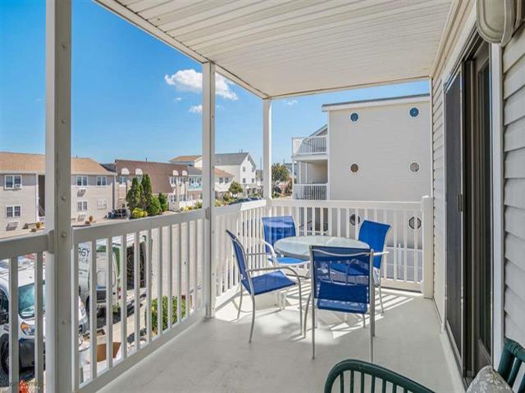 265 SEABREEZE COURT RANCHO VILLAS CONDOS D202 NORTH WILDWOOD